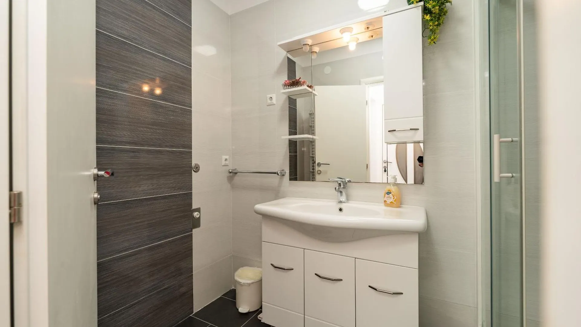 Apartments Grbic Privlaka   Privlaka (Zadar)